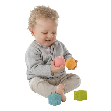 Развивающая игрушка Vulli Мячики и кубики 1