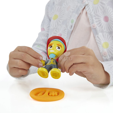 Игровой набор Play-Doh Пожарная машина 4