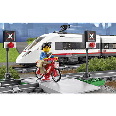 Конструктор LEGO City 60051 Скоростной пассажирский поезд 9